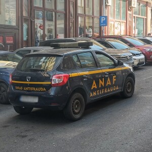 Inspectorii Antifraudă din ANAF rămân doar cu spray paralizant, aparate de ...