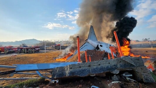 179 de oameni au murit după ce un avion de pasageri s-a prăbușit în Coreea ...