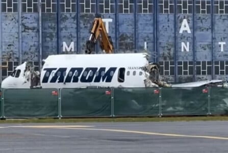 TAROM, reacție după ce două avioane au fost tăiate. Imagini virale de pe ...