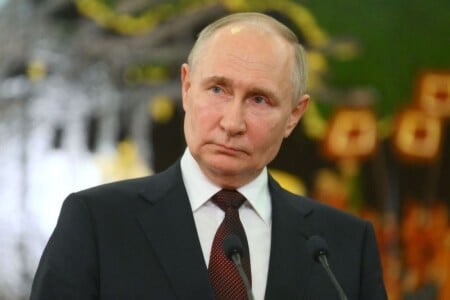 Avertismentul lui Putin: NATO va fi în război cu Rusia dacă autorizează ...