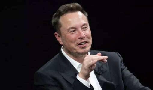 Elitele și „poporul” sunt în competiție sinucigașă. Nebunia lui Elon Musk