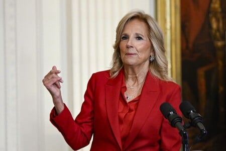 Avalanșă de comentarii, după gafa comisă de Jill Biden în ziua votului ...