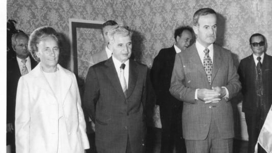 Legătura dictatorilor sirieni cu România. Ceaușescu i-a construit lui Hafez ...