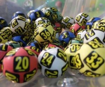 Rezultate LOTO 6/49 duminică 27 octombrie 2024, ora 18:50. Numerele ...