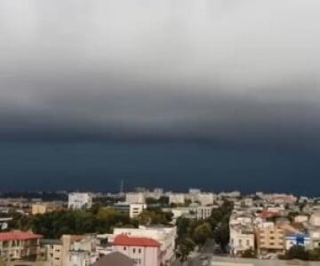 ANM a extins şi prelungit codul galben de ploi torenţiale. Vreme severă în ...