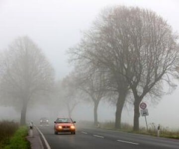 Cod galben de ceaţă densă în trei judeţe din ţară. Cât durează avertizarea ...