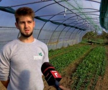 Dacian a primit moştenire un teren agricol de la bunicul său şi a făcut ...