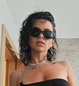 Inna și-a sărbătorit ziua de naștere în costum de baie, departe de casă! ...