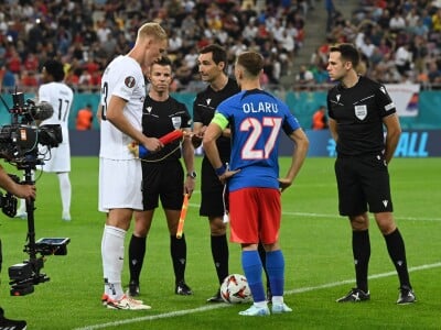 „Arbitrul a spus Steaua!”. Dezvăluiri incredibile de la începutul meciului ...