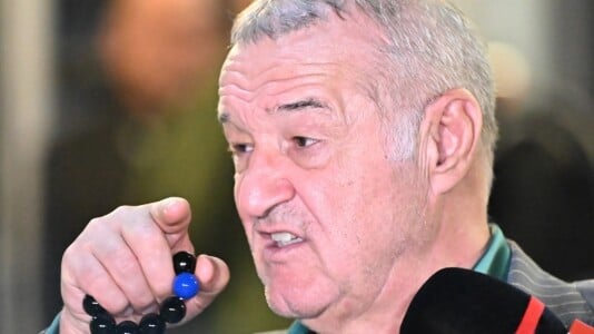 Indignat, Becali demontează două dintre "teoriile" lui Călin Georgescu: ...