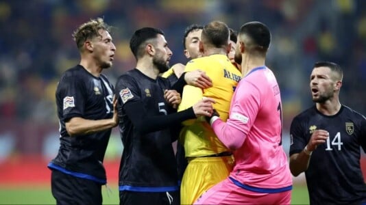 FRF, anchetată de UEFA după scandalul de la România - Kosovo. Ce anunţă ...